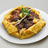 Лапша Пад Тай с говядиной в Mojo