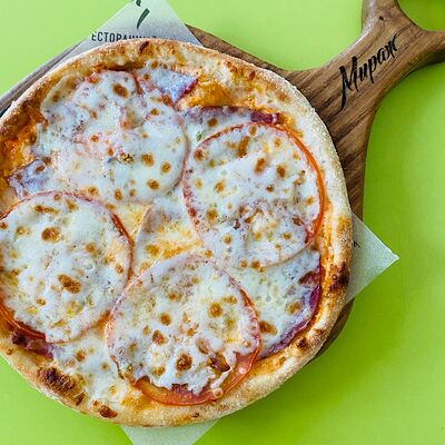 Пицца Первоклашка в Мираж по цене 325 ₽