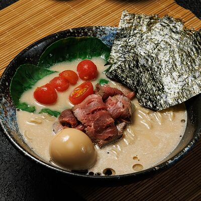 Рамен с говядиной в Umami Ramen Club по цене 1041 ₽