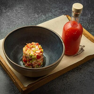 Гаспачо из сезонных томатов с камчатским крабом в Fish Point по цене 1290 ₽