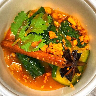 Битые огурцы с бульономв Bamboo по цене 320 ₽