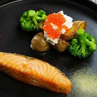 Филе форели с картофелем и страчателлой в Сыроварня AndreAle