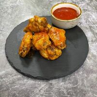Куриные крылышки в Владыка сетов