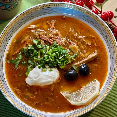 Солянка мясная в Дети Лейтенанта Шмидта по цене 380 ₽