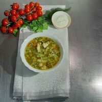 Щи зеленые с куриной грудкой в Чайхана Хуршид