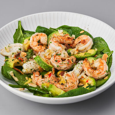 Салат креветки-кальмары-авокадо в Gaijin по цене 1300 ₽