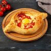 Хачапури по-аджарски с пепперони в Зелёный Домик по цене 520
