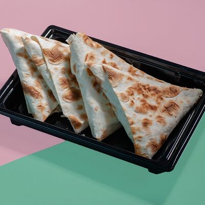 Ролл с сыром и яйцом в Август по цене 425 ₽