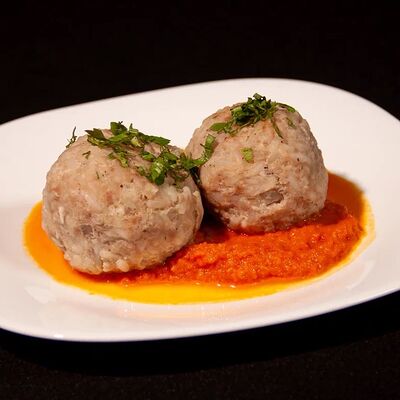 Домашние тефтели в соусе в Avenue Food 87 по цене 390 ₽