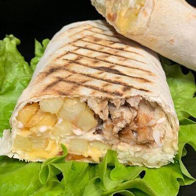 Шаурма Биг из курицы в Бест Бургер и Гриль по цене 430 ₽