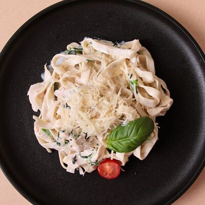 Паста иль Поло в Папи бар по цене 580 ₽