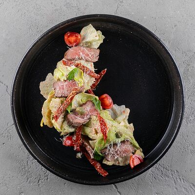 Салат с ростбифом в Meat bar по цене 430 ₽