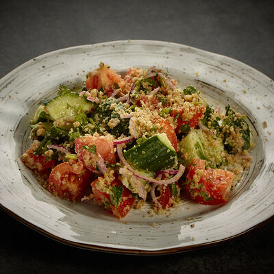 Салат Грузинский в Campus Grill по цене 560 ₽