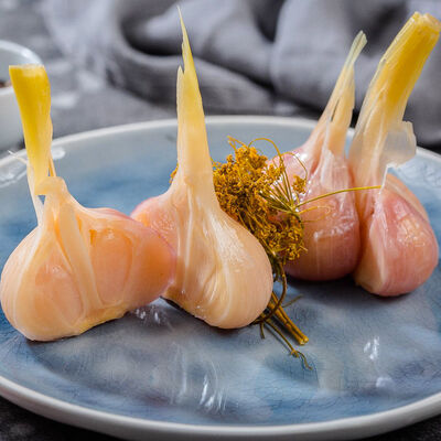 Чеснок маринованный в Сахара по цене 350 ₽