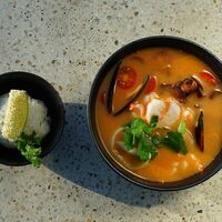 Том ям в Foodmarket