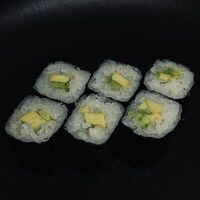 Авокадо мини-ролл в Uchu Sushi Yaki