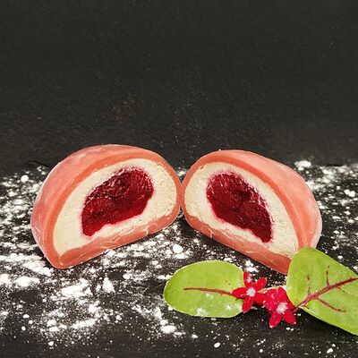 Моти Вишня-боб тонка в Renai - суши класса премиум по цене 450 ₽