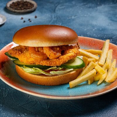 ШримБургер с курицей в Фиеста по цене 860 ₽