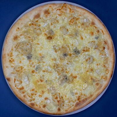 Пицца сырная в Премьер Министр по цене 895 ₽