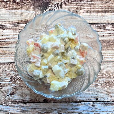 Салат Оливье в Чистинский по цене 180 ₽