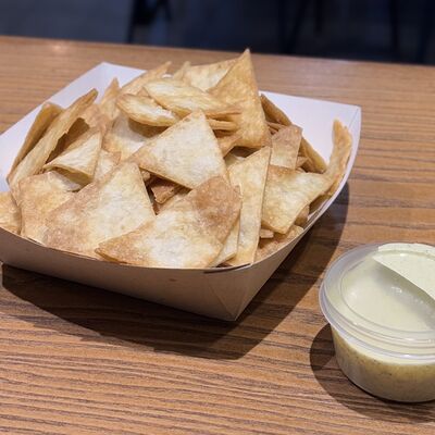 Kami Nachos в Ками cafe club по цене 308 ₽