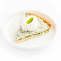 Тарт с щавелем в Cake & Breakfast