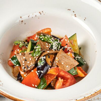 Салат Азия в Омар Хайям Европа и Азия по цене 570 ₽