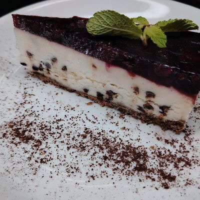 Чизкейк Вишня и шоколад в Буфет по цене 399 ₽