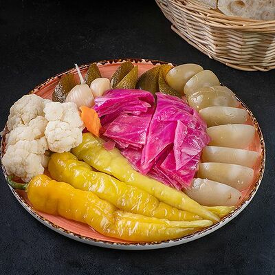 Соленья по-кавказки в Лаваш 1 по цене 600 ₽