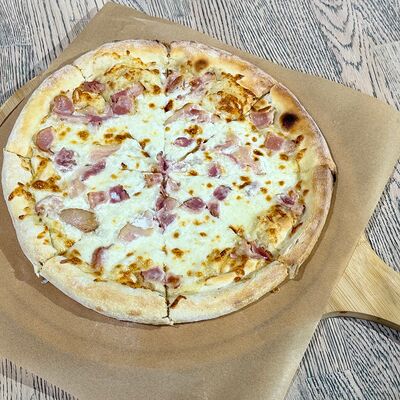 Пицца Карбонара в Сквер по цене 620 ₽