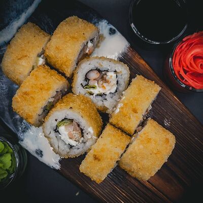 Ролл Унаги эби темпура в Sushi Time по цене 640 ₽