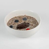 Каша гречневая на миндальном молоке с муссом из чернослива и фиников в Adriana