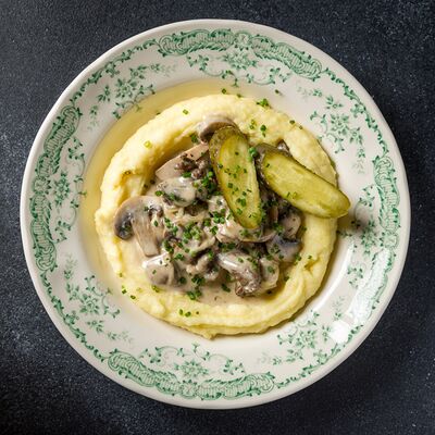 Бефстроганов с говядиной в Шале Берёзка по цене 1150 ₽