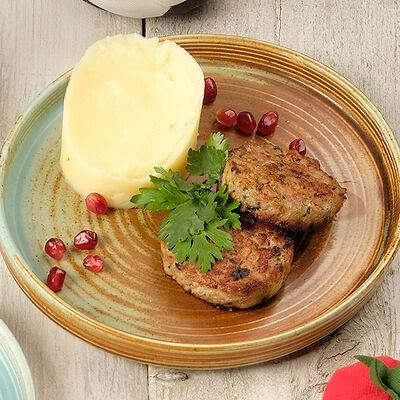 Котлетки детские Дм в Гамарджоба по цене 300 ₽