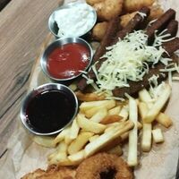 Сет из закусок в LaBeerint Craft Shop&Pub