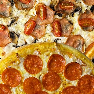 Комбо №32 в Yummy Sushi по цене 2650 ₽