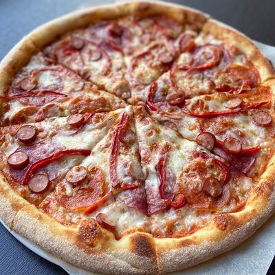 Пицца Мясная в БамБуши по цене 645