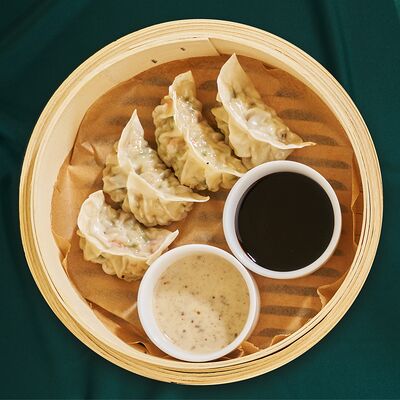 Гёдза креветка-курица в Бали по цене 650 ₽