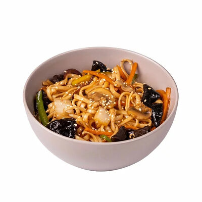 Удон с овощами в соусе терияки в Maguro Sushi & Pizza по цене 2700 ₸