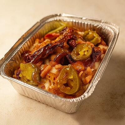 Картофельные дольки с беконом и халапеньо в Apizza по цене 341 ₽