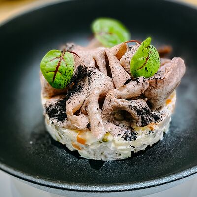 Оливье с языком в Picasso по цене 890 ₽