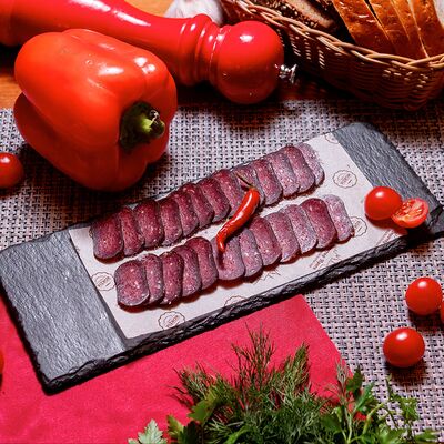 Конина сыровяленая в Золотая прага по цене 585 ₽