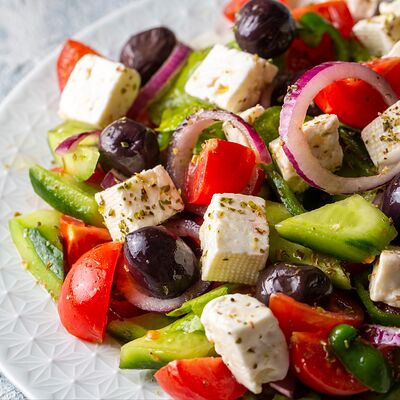 Салат Греческий в Бургер Chef по цене 560 ₽