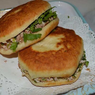 Китайский бургер со свининой в Тан чао по цене 23 р.