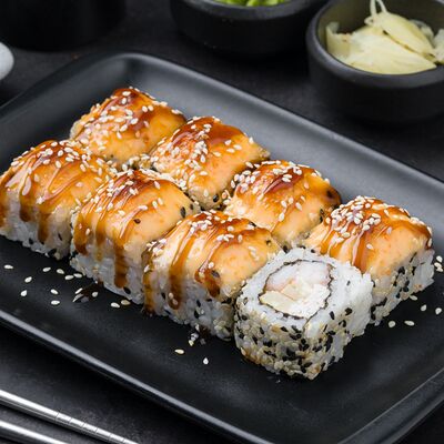 Ролл Морской коктейль запеченный в Рыба закусывала по цене 589 ₽