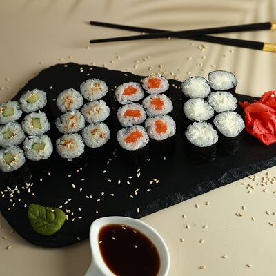 Сет Хосомаки в Хихи хаха по цене 790 ₽