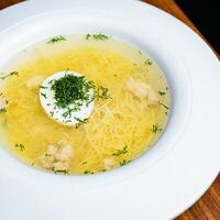 Куриный суп с лапшой в Бар Соль