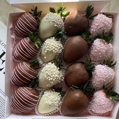 Клубника в шоколаде в Berry sweets по цене 3438 ₽