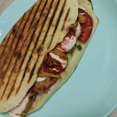 Донер с курицей в Самовар по цене 400 ₽