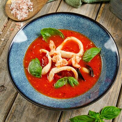 Томатный суп с морепродуктами в Море лосося по цене 850 ₽